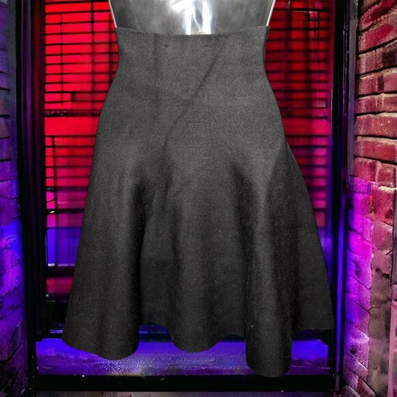 Women's High Waist Skirt - Picture 2 of 3